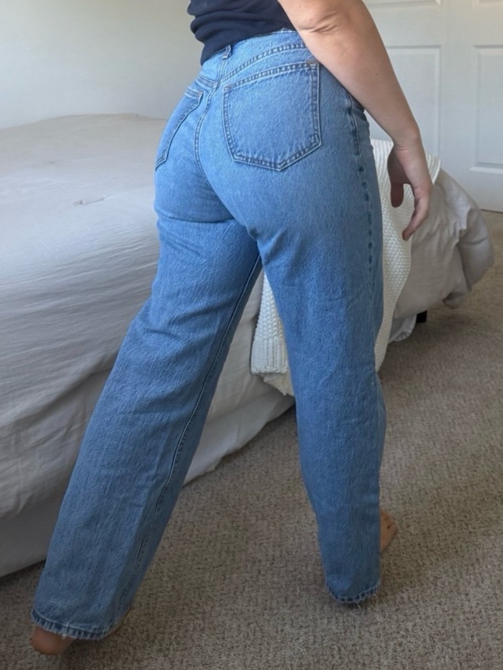A&F the loose high waisted jeans size 0 Short